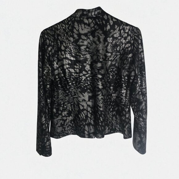 Chico's Jacket Womens Size 0 Silver Black Metallic Snake/ Allig Skin Snap Button - Picture 14 of 14